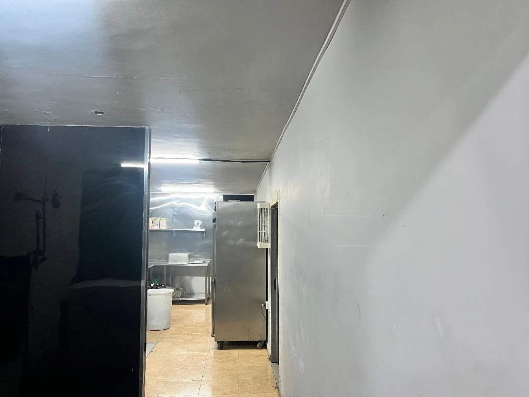 مطعم للبيع فيه شفابدران موقع مميز استراتيجي