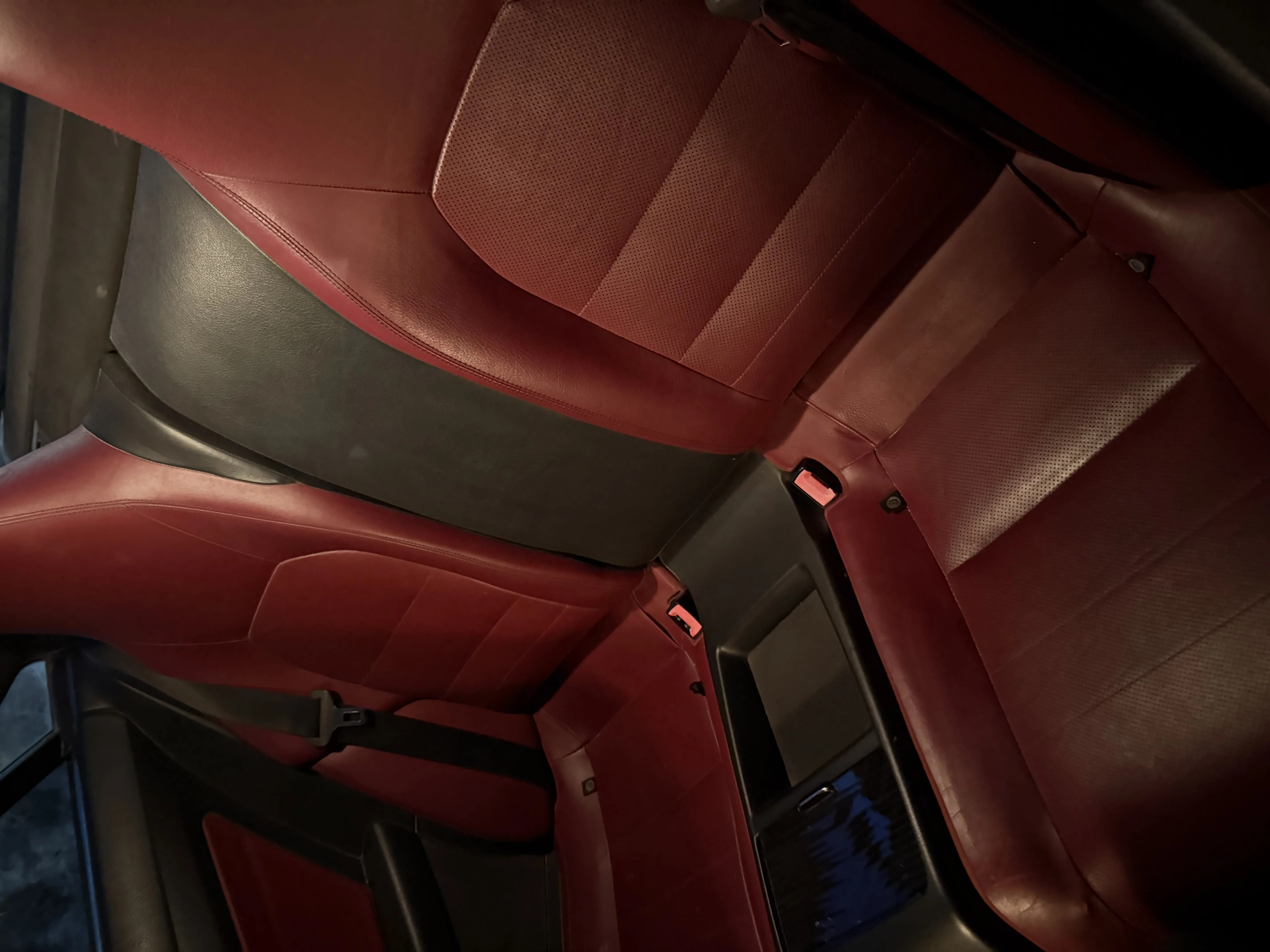 مرسيديس e250 فحص كامل اعلى مواصفات اوتو بارك للبيع المستعجل او البدل