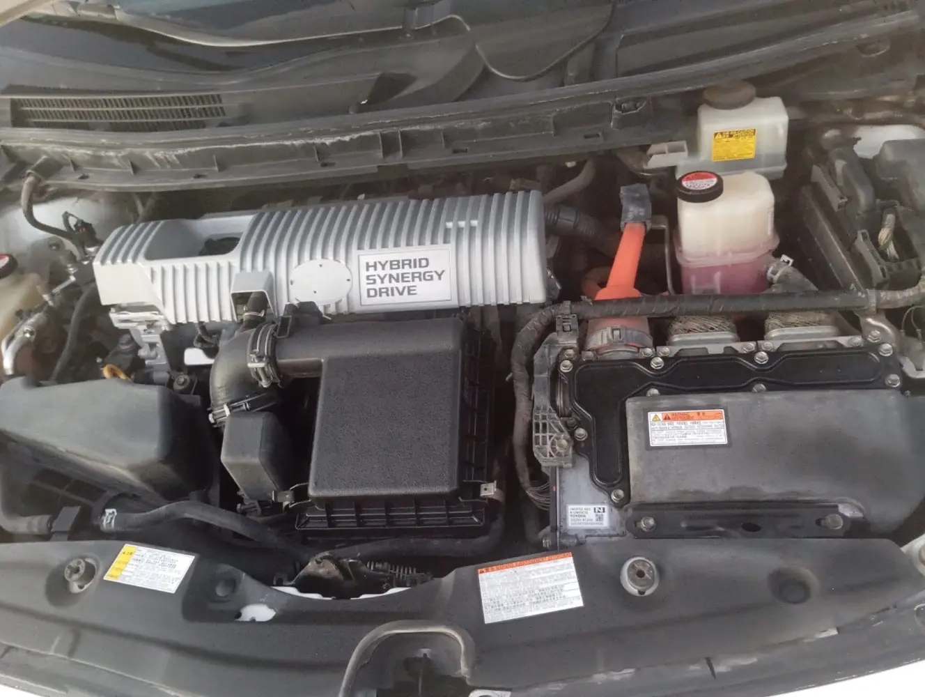 تويوتا بريوس 2015