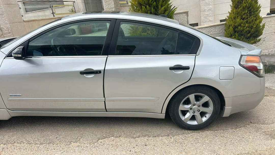 نيسان التيما 2008