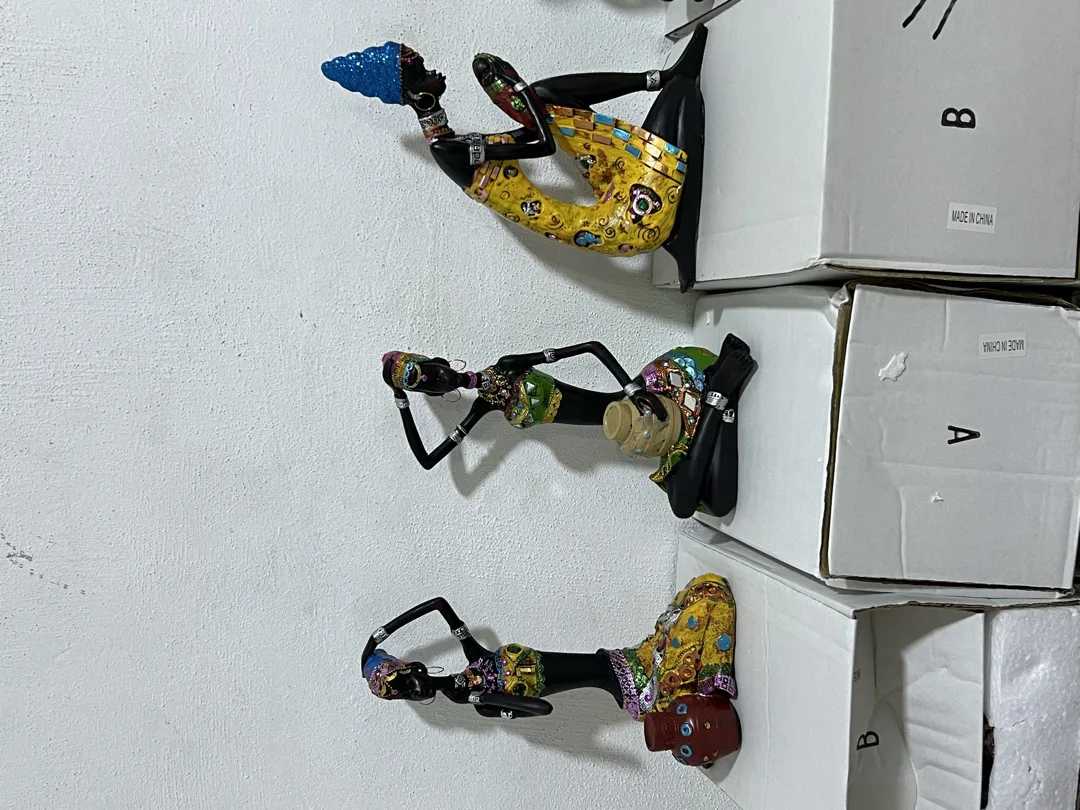 تشكيلة واسعة من تحف الرزن اسعار جيدة وقطع مميزة يوجد اكثر من ٣٠ موديل