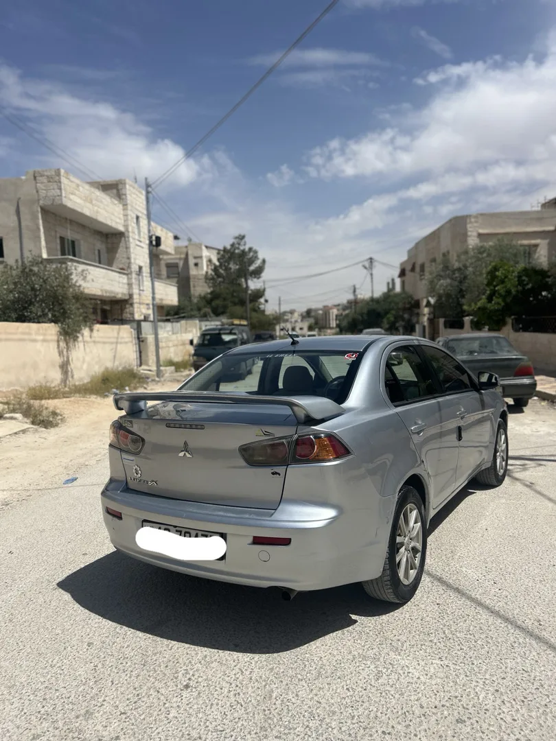 متسىوبيشي لانسر فراشه ماتور 2000cc