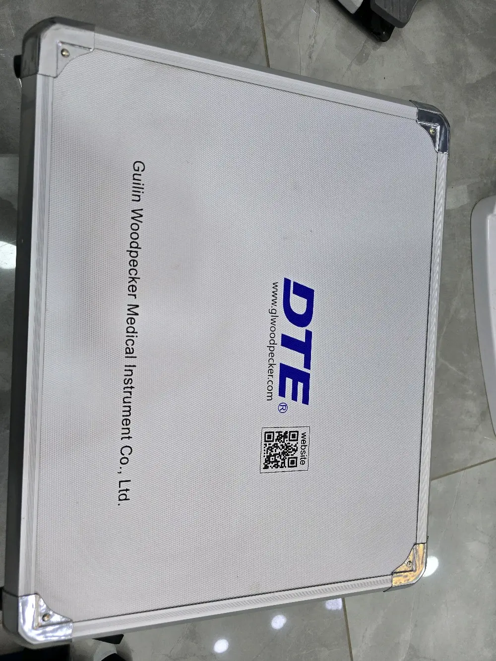 عيادة طب أسنان وطب عام حديثة  للبيع بسعر حرررق