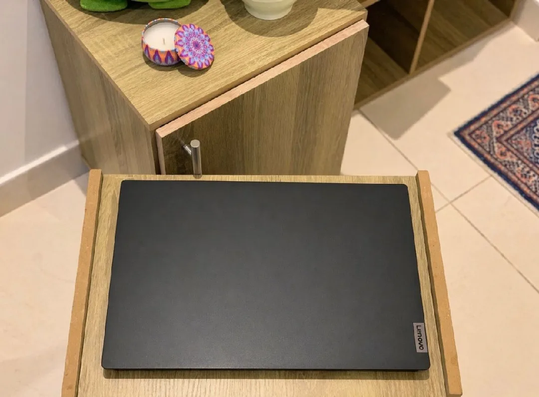 للببيع لابتوب Lenov dpad 3 بالحالة ممتازة جدًا