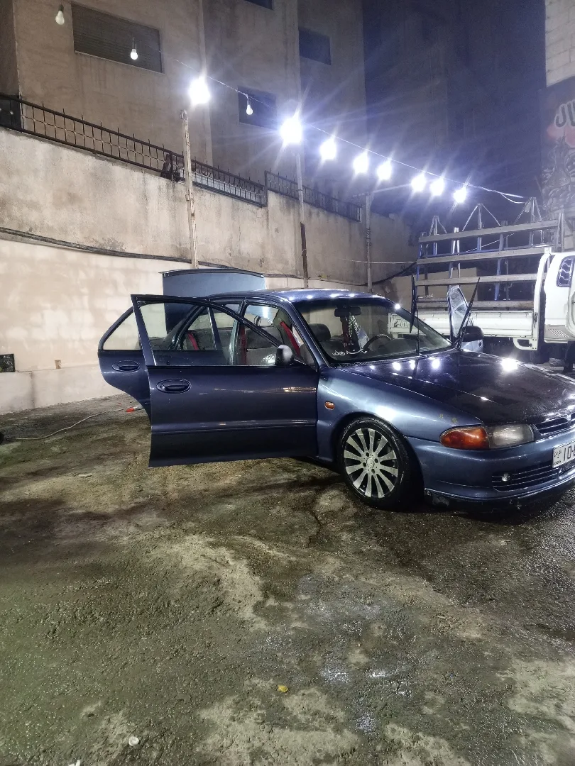 متسوبيشي لانسر 1993