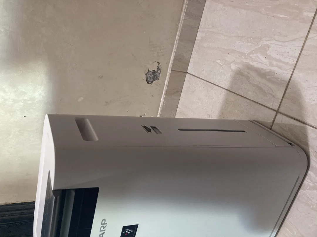 منقي هواء شارب بحال الوكالة