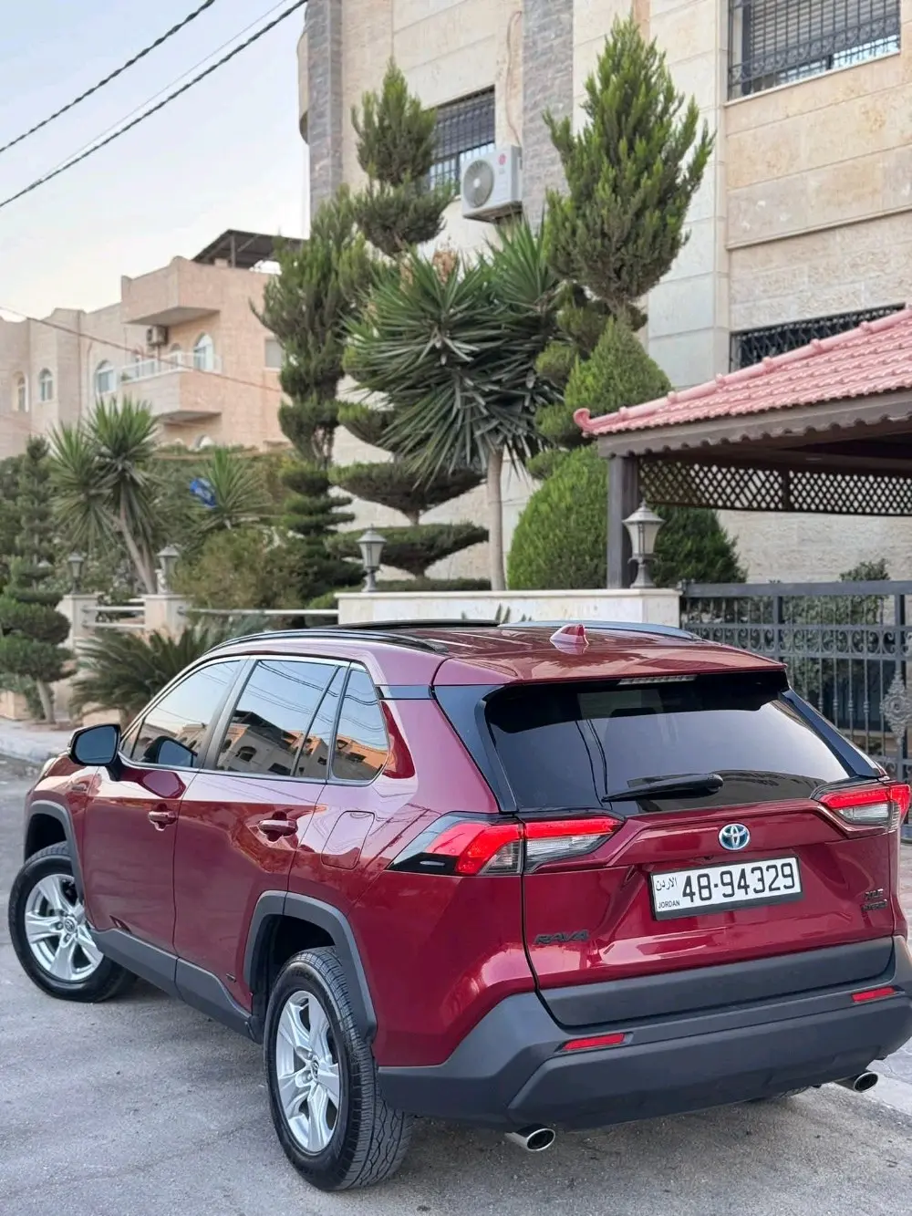 تويوتا راف 4 للبيع