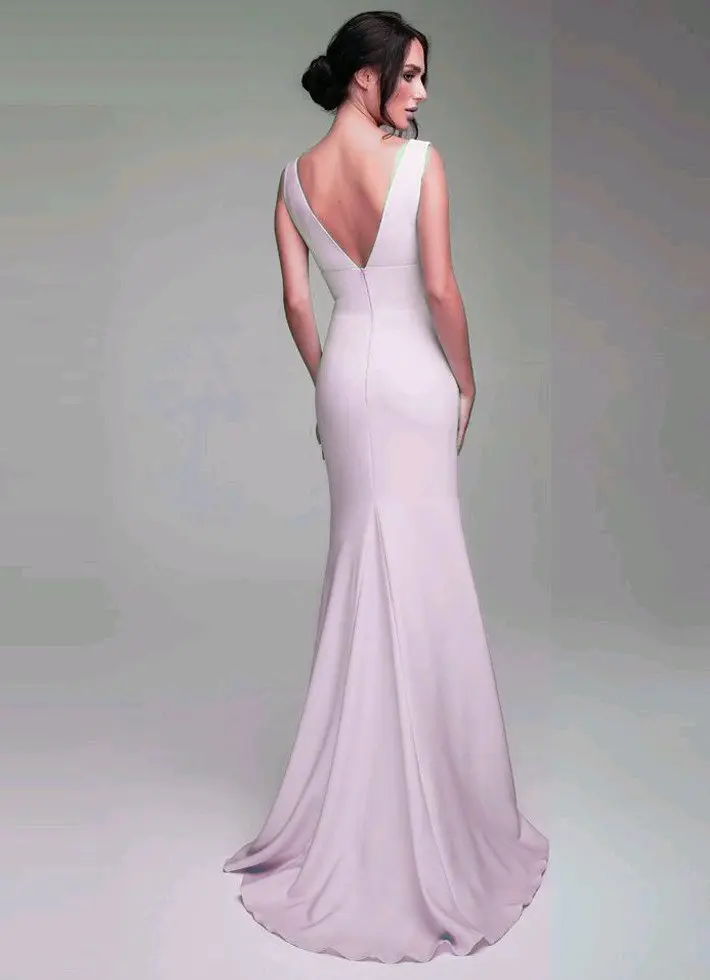 فستان اسواريه غير ملبوس جديدالخامه كريب مبطن بلبس لوزن 45 - 55 سعر الشراء 70 سعر