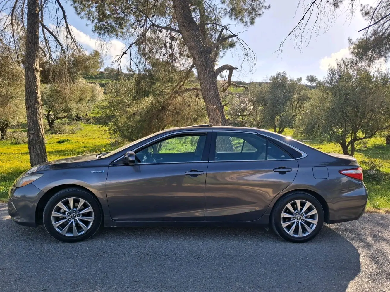 تويوتا كامري 2015 للبيع