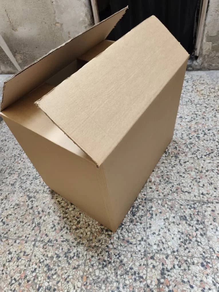 عبوات كرتونيه