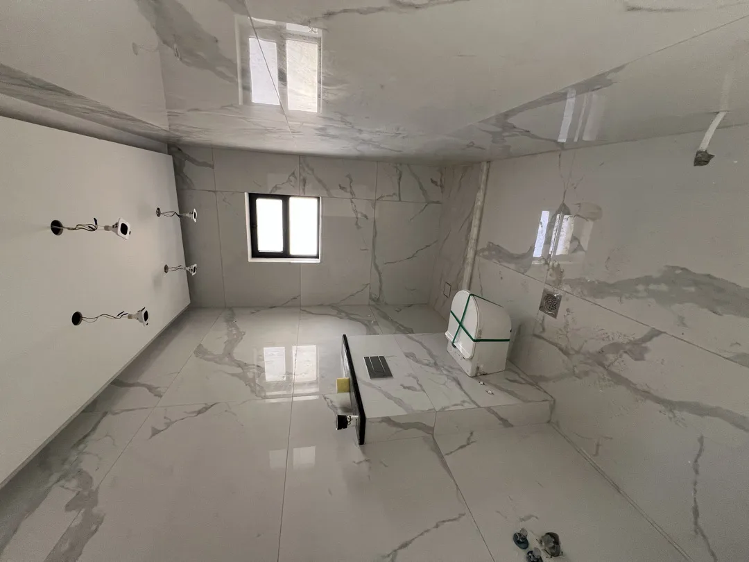 شقق طابقية فاخرة للبيع