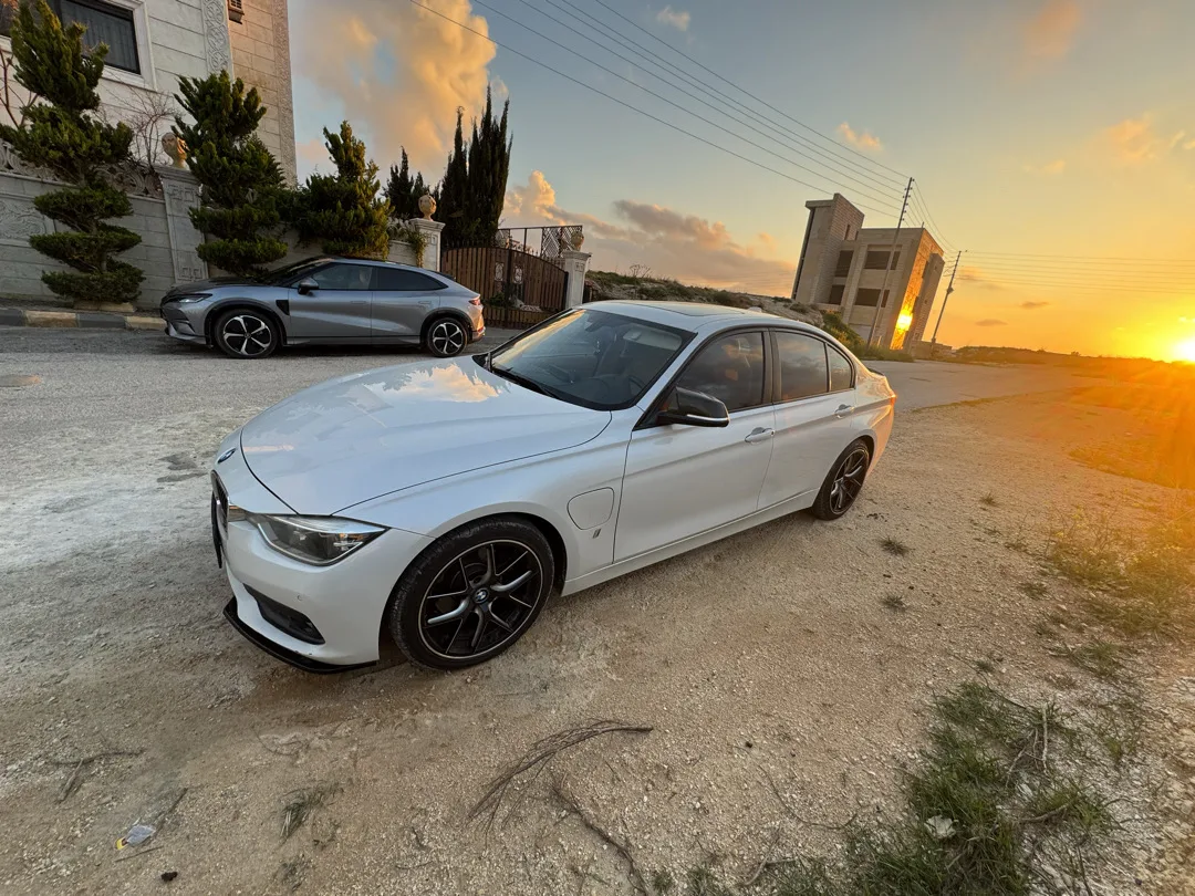 bmw 330e 2018
