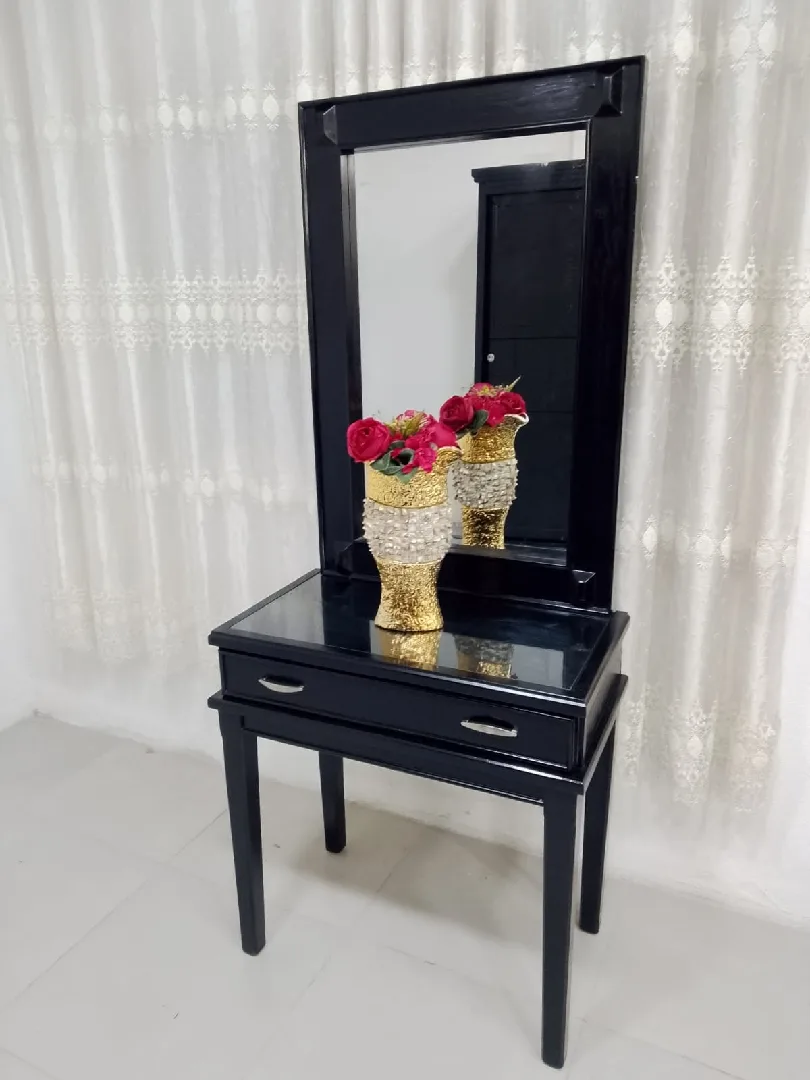 غرف نوم ماستر، وشبابي