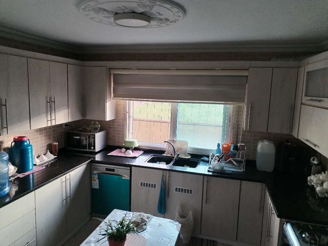 شقة للبيع مدخل مستقل في اربد جنوب المستشفى التخصصي