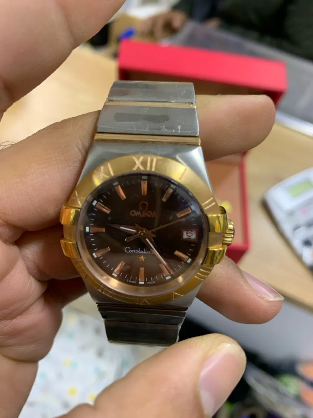 مجموعة ساعات جديده مجلتن اصلي مكفول