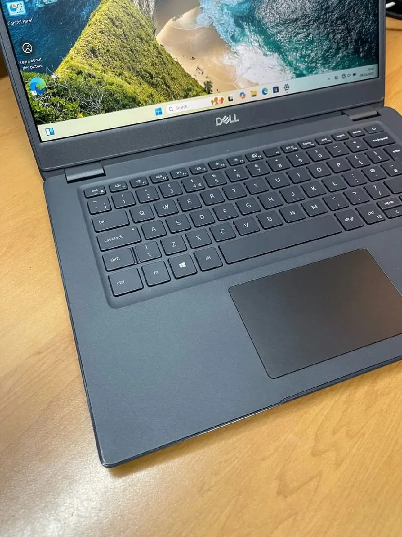 DELL مستعمل في حال الوكاله