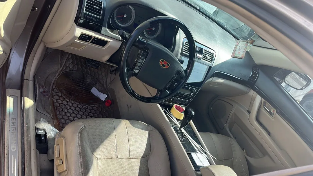 سياره للبيع