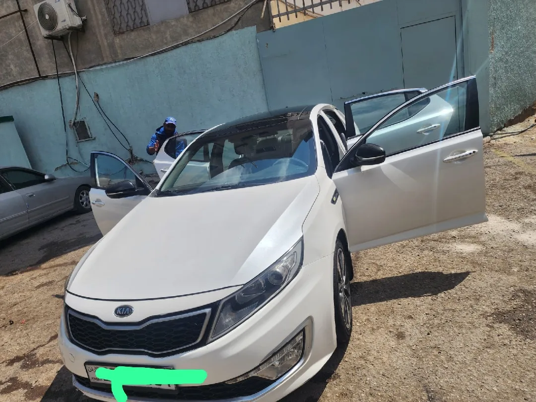 سيارة كيا بانوراما 2013