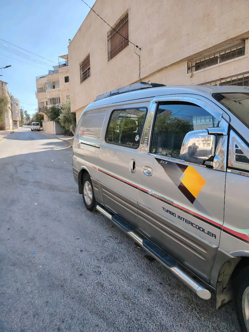 باص ستاركس للبيع موديل 2003