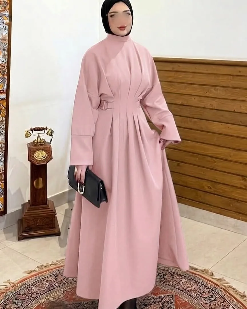 فستان باربي السعر 17دينار سايزات 38ل44  من وزن 50ل90كغTE ع ١ /ق ر ش ك توصيل ٣ ال