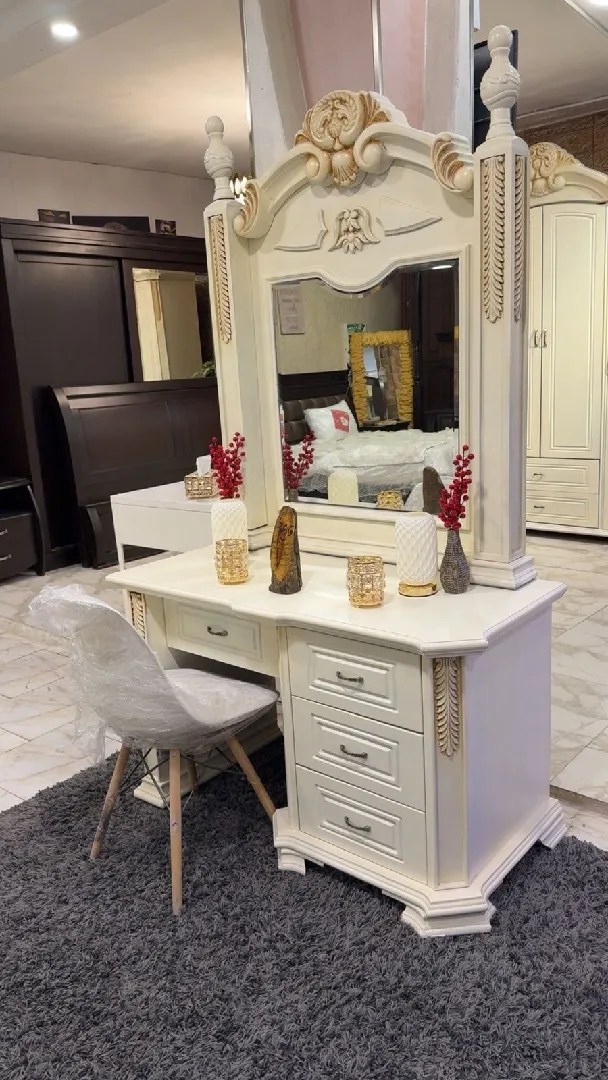 غرفة نوم شباب 🛌 ✨ فخمه جداً ، خشب لاتيه 18بالكامل ، خزانه عمق 60-سم ، تقسيمه داخل