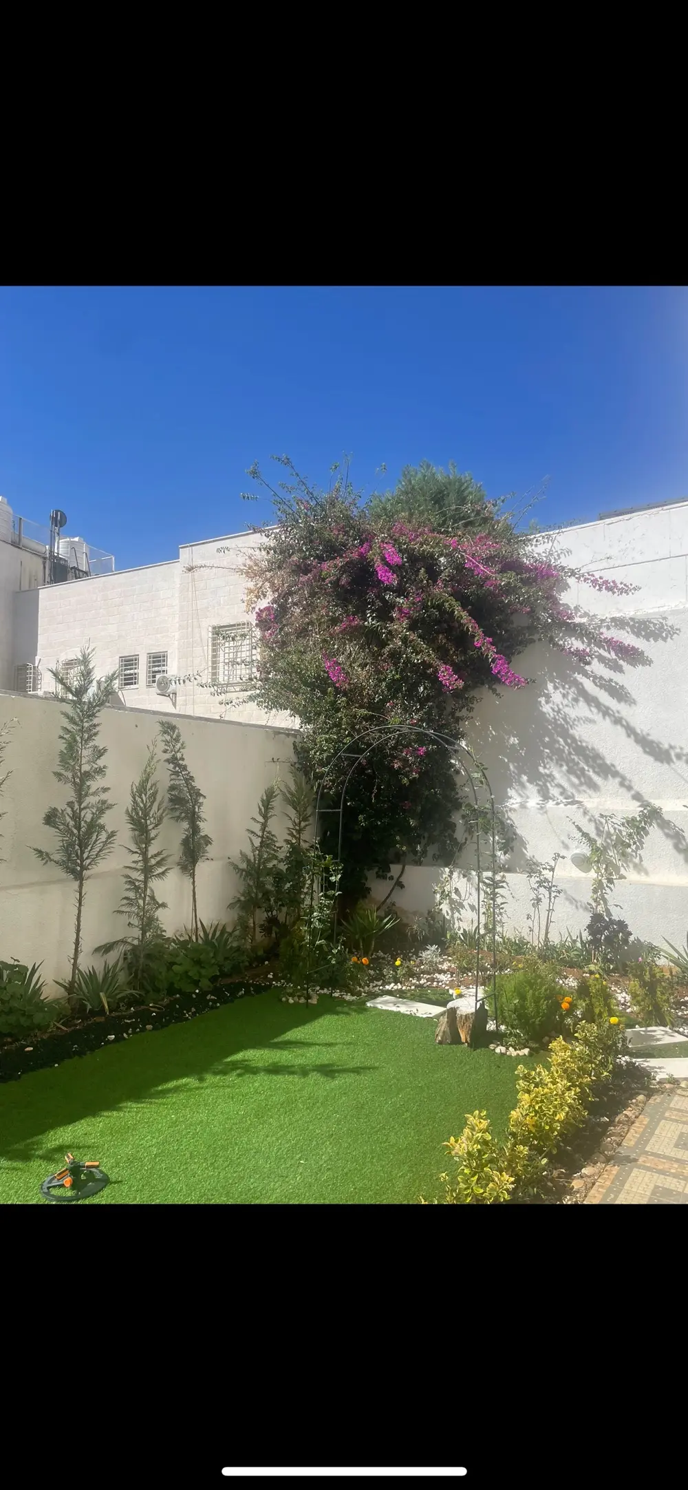 شقة ارضية دوبلكس بافخم وارقى مناطق ام اذينة من المالك