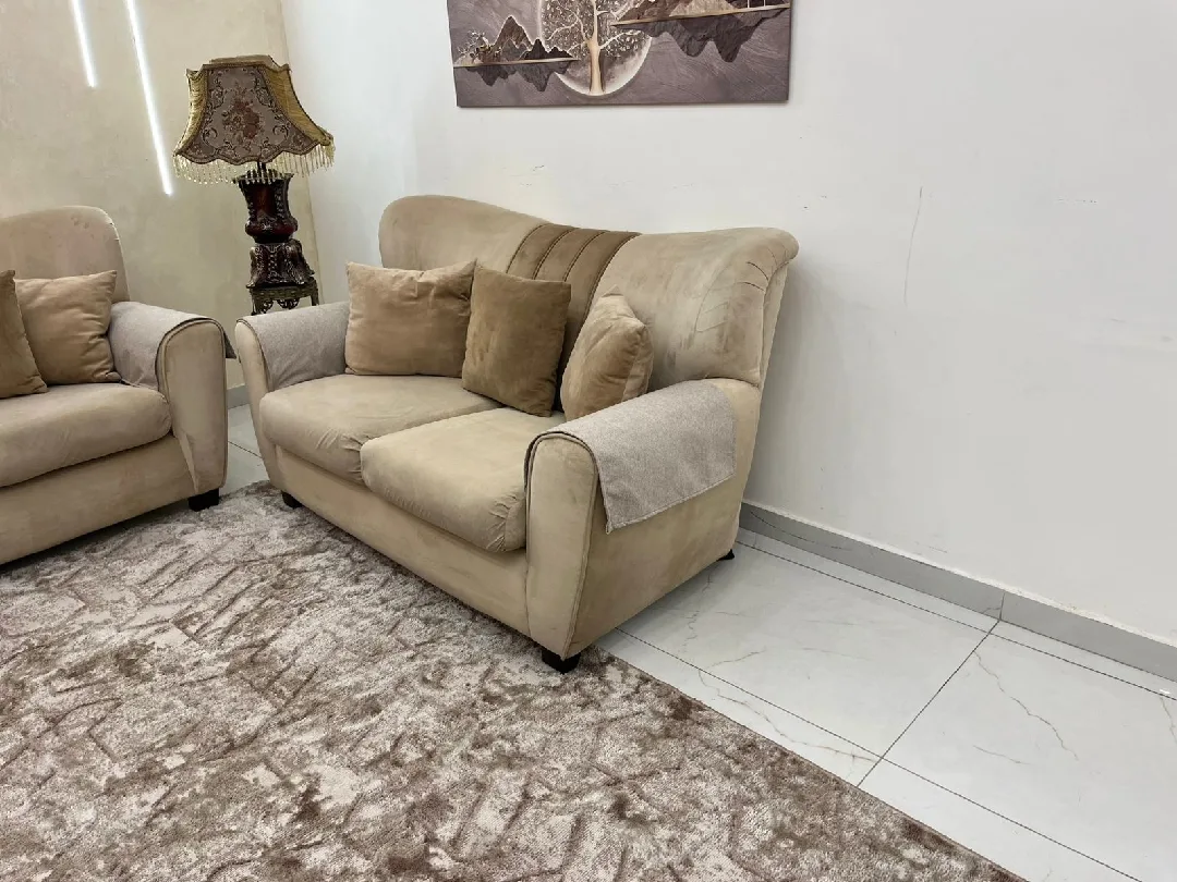 طقم كنب بحاله الوكاله