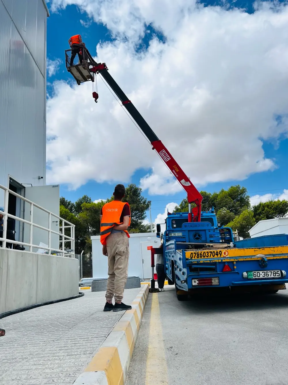 ونشات نقل ورفع السيارات