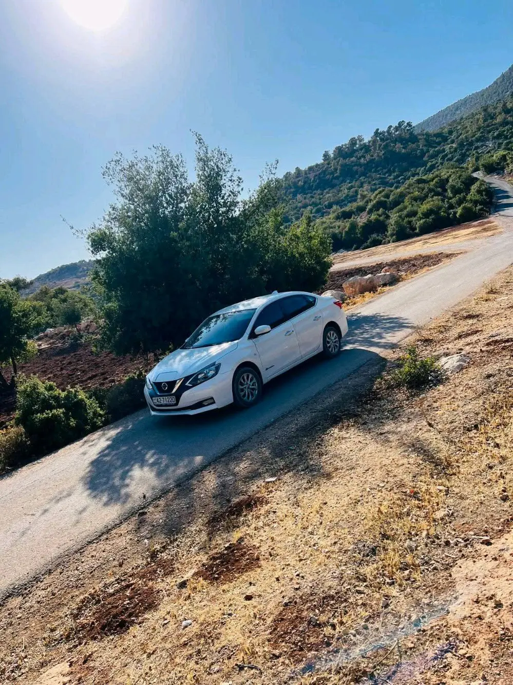 نيسان سلفي كهرباء فحص كامل بتمشي 300 كيلو بشحنه