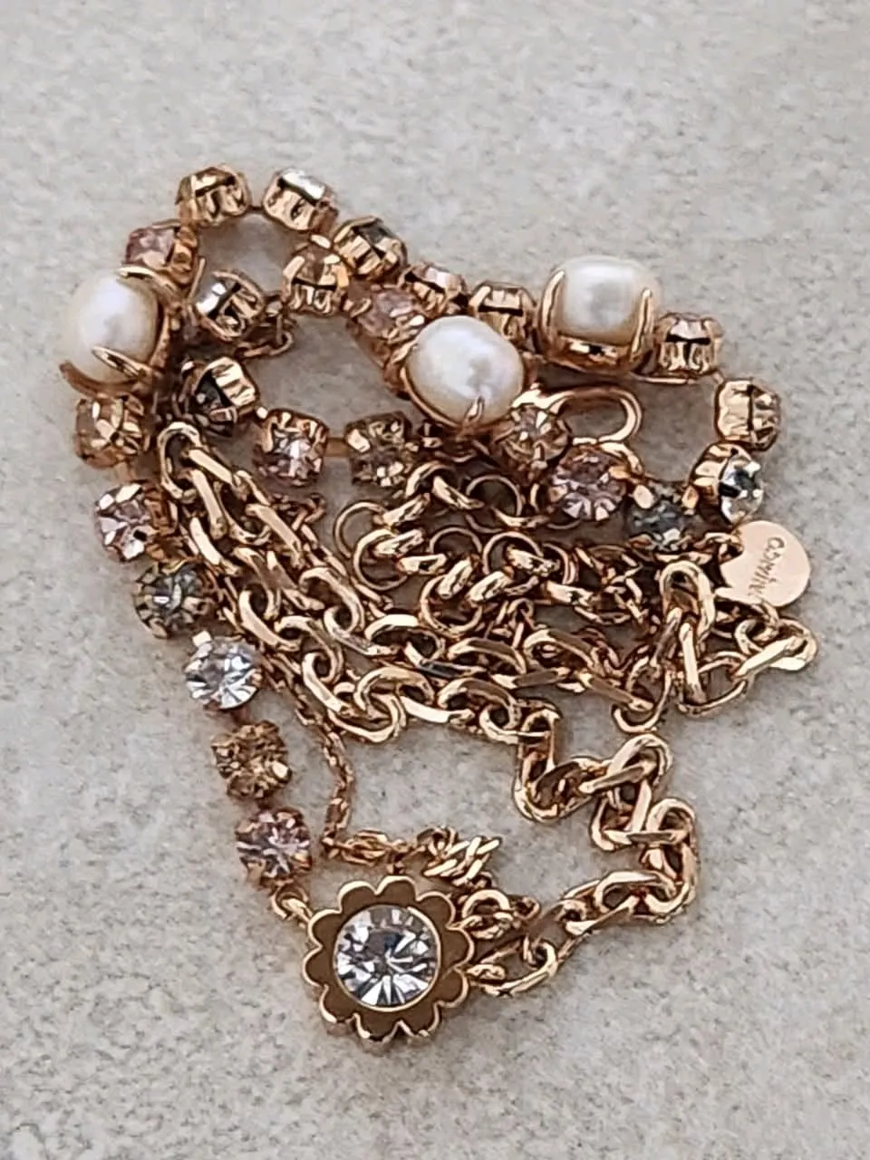 قلادة Mimco الوردية المطلية بالذهب الوردي