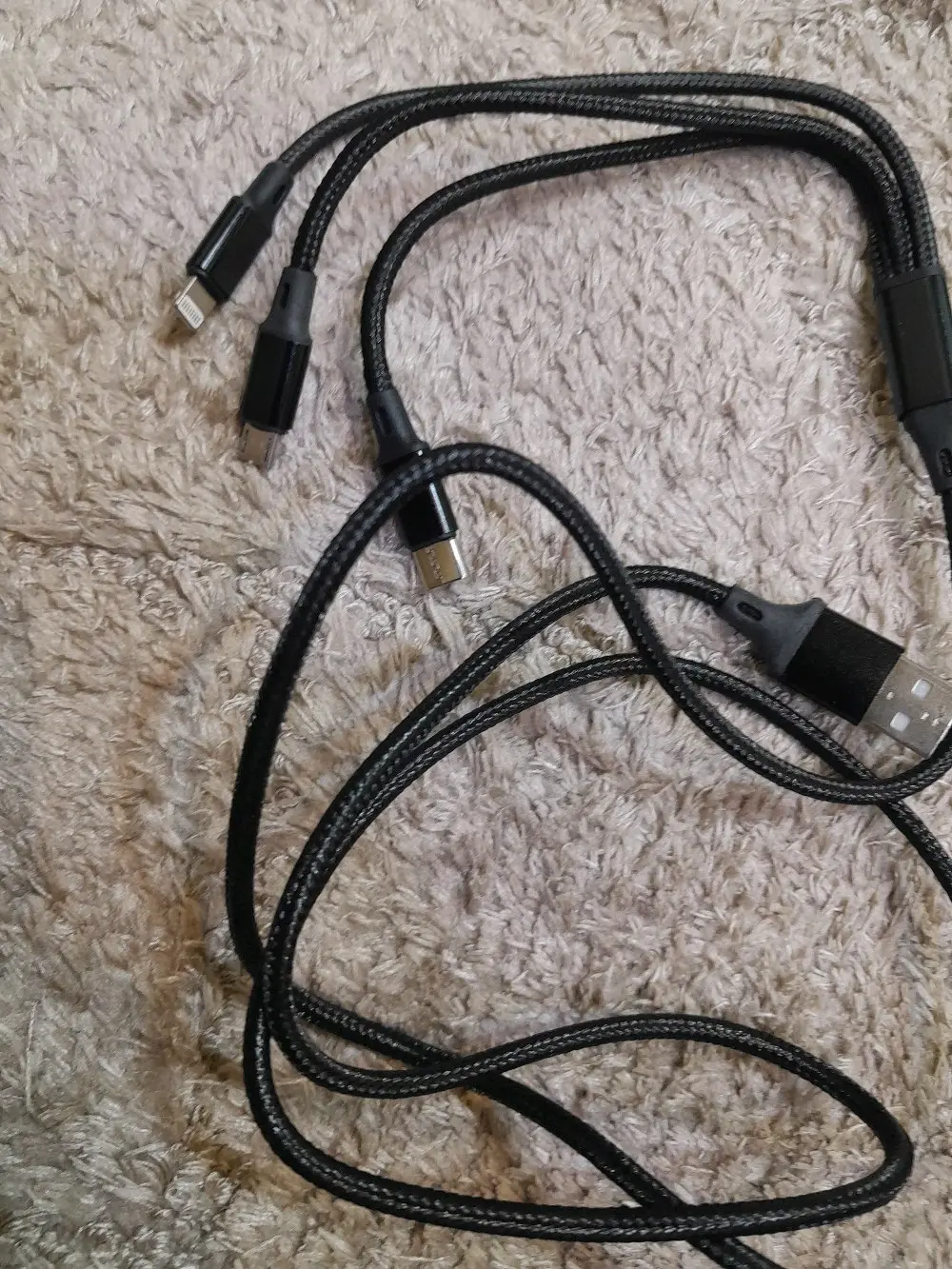 شاحن ايفون + وصلة ثلاثية