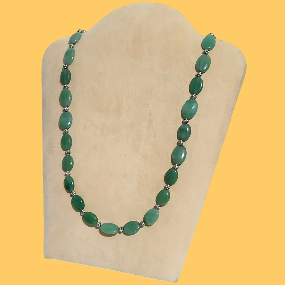 قلادة أفينتورين خضراء