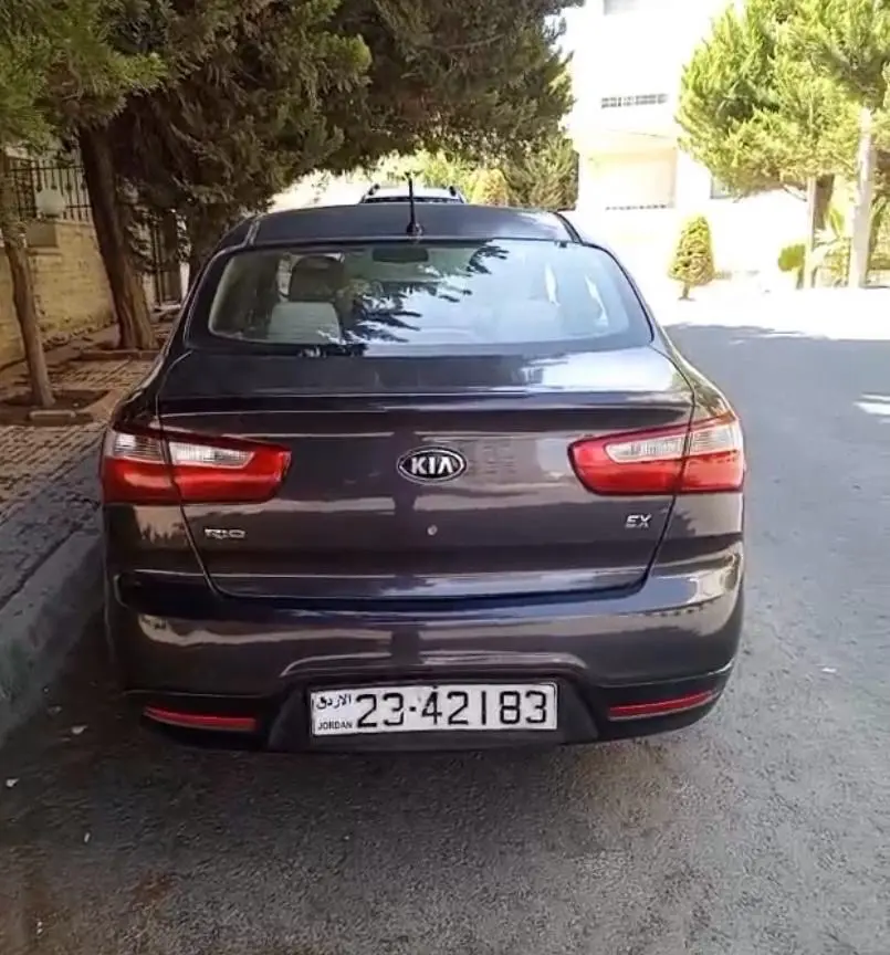 سيارة كيا ريو ٢٠١٣ للبيع