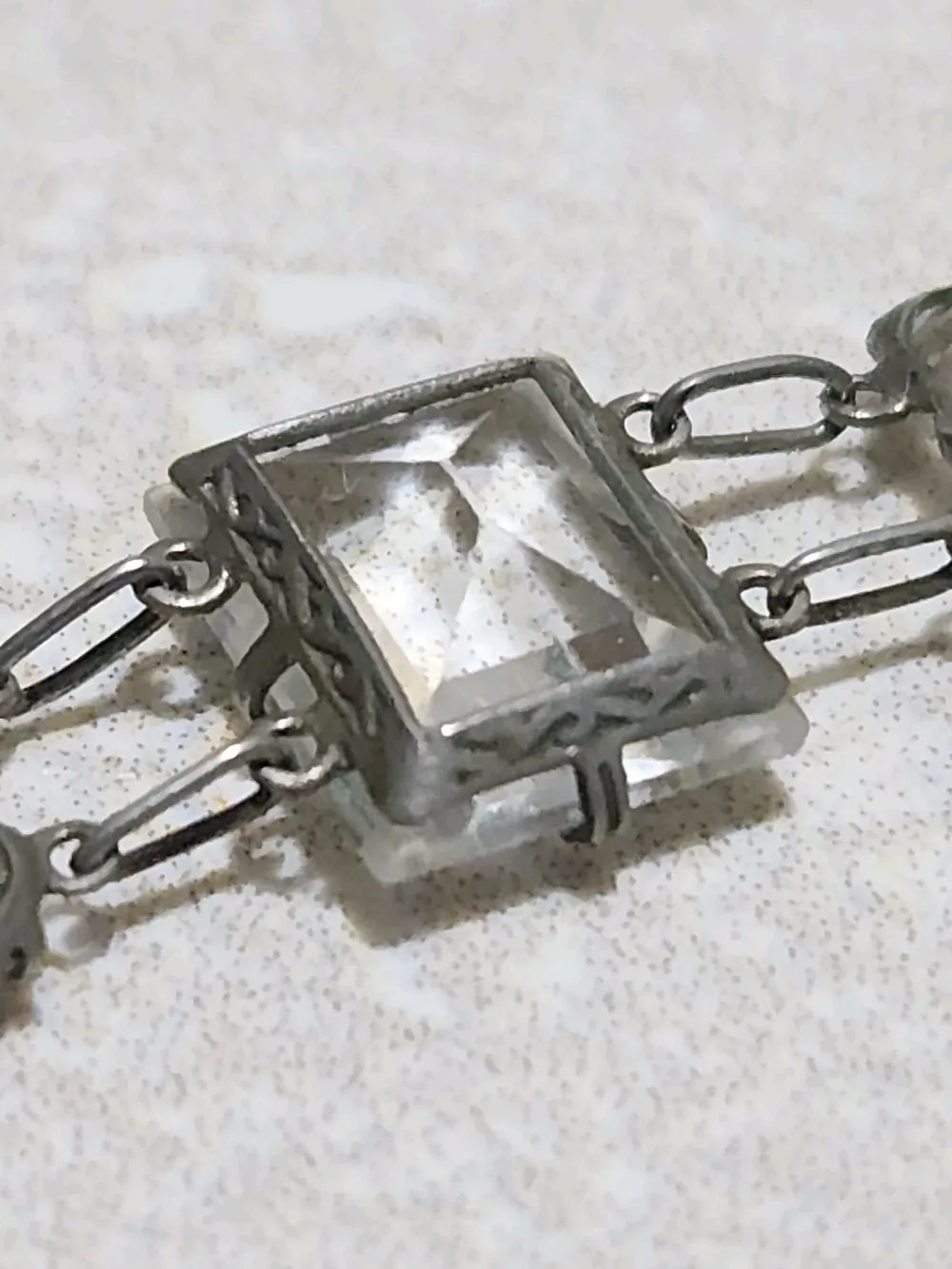 سوار  من الكوارتز والكريستال الصخري