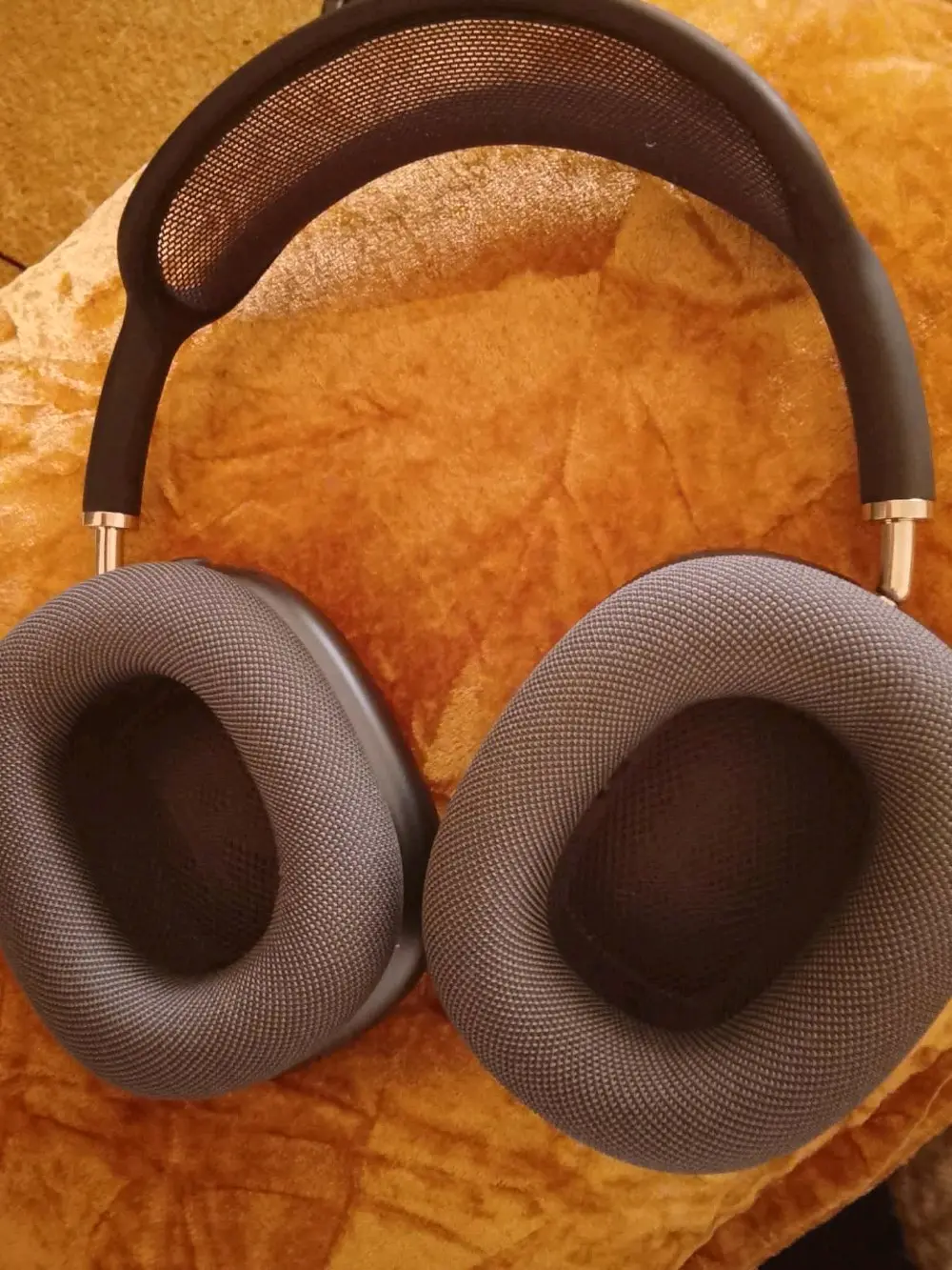 سماعة ايربود ماكس