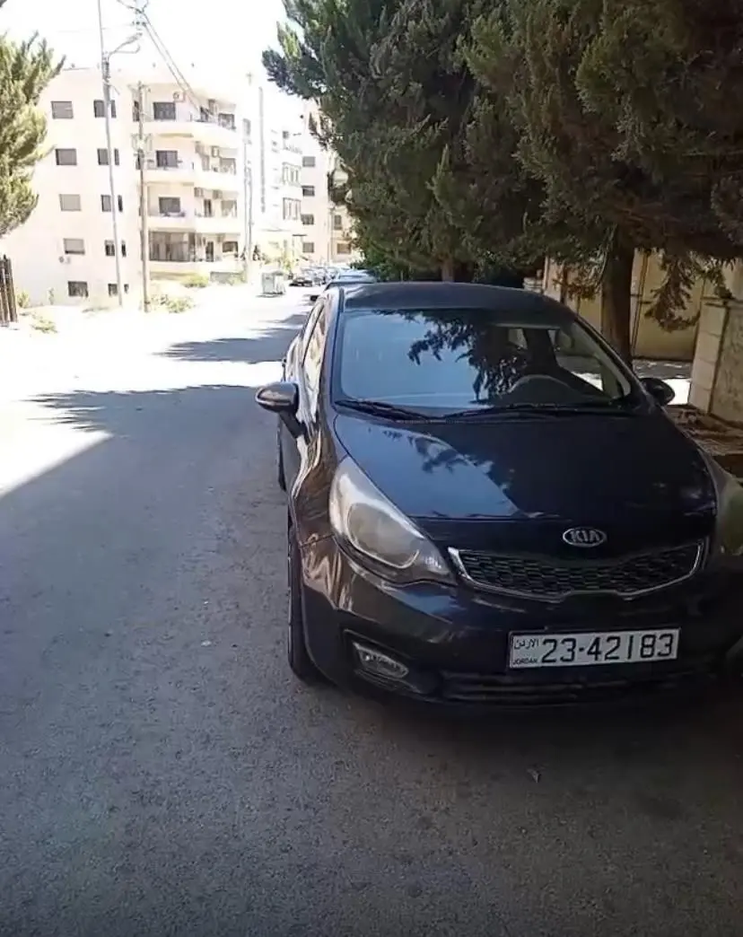 سيارة كيا ريو ٢٠١٣ للبيع