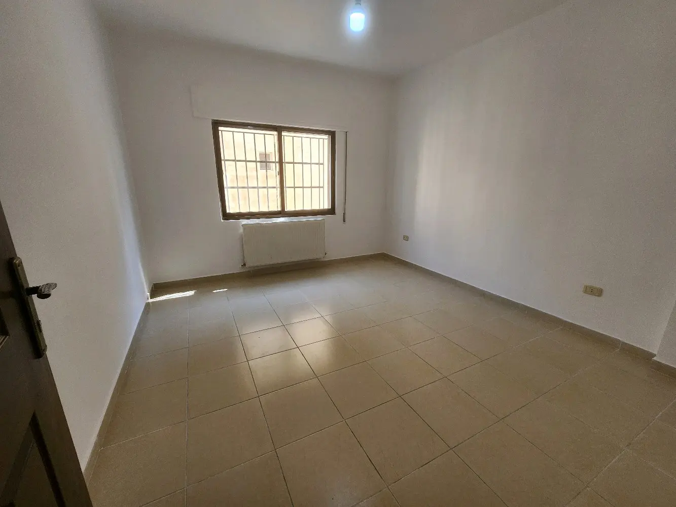 للإيجار من المالك الجبيهه 3 نوم طابق أول