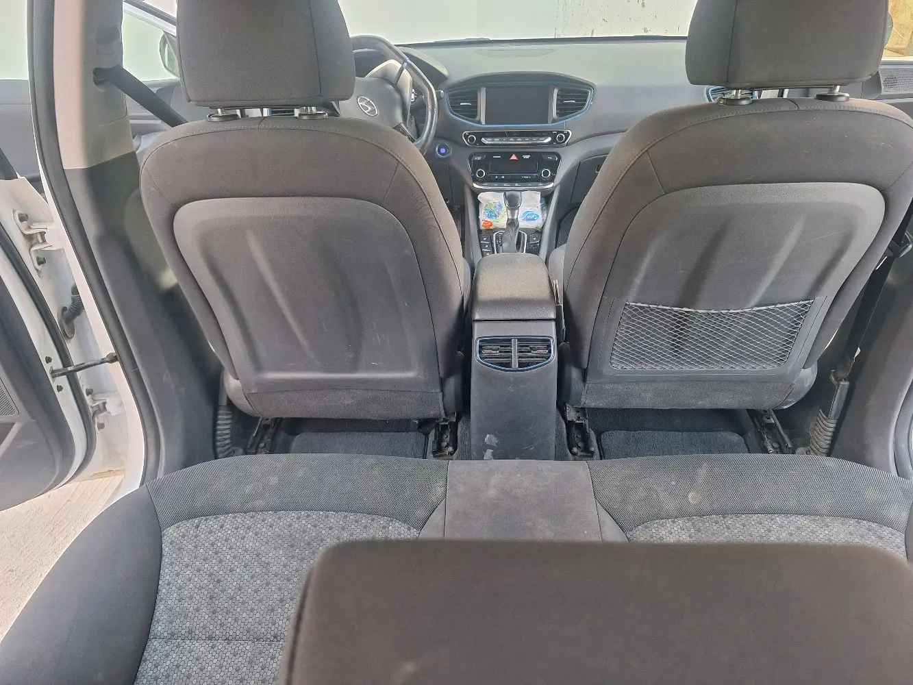 أيونيك للبيع