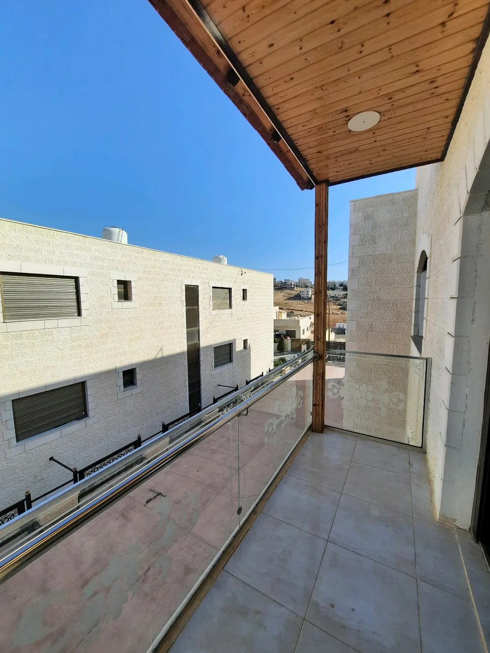 فلل متلاصقة للبيع في شفابدران