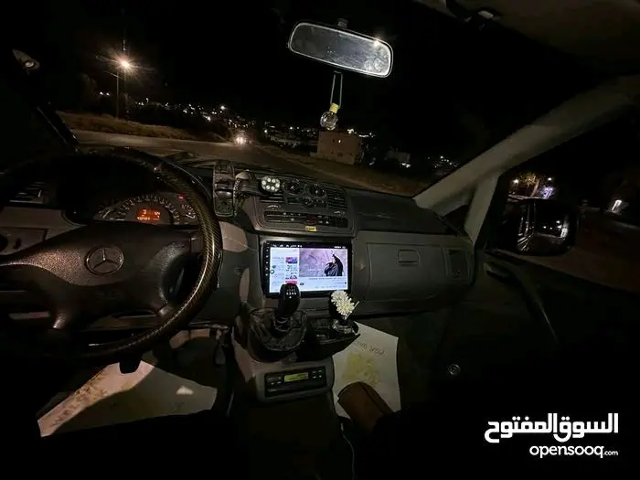 باص مرسيدس فيتو موديل 2005