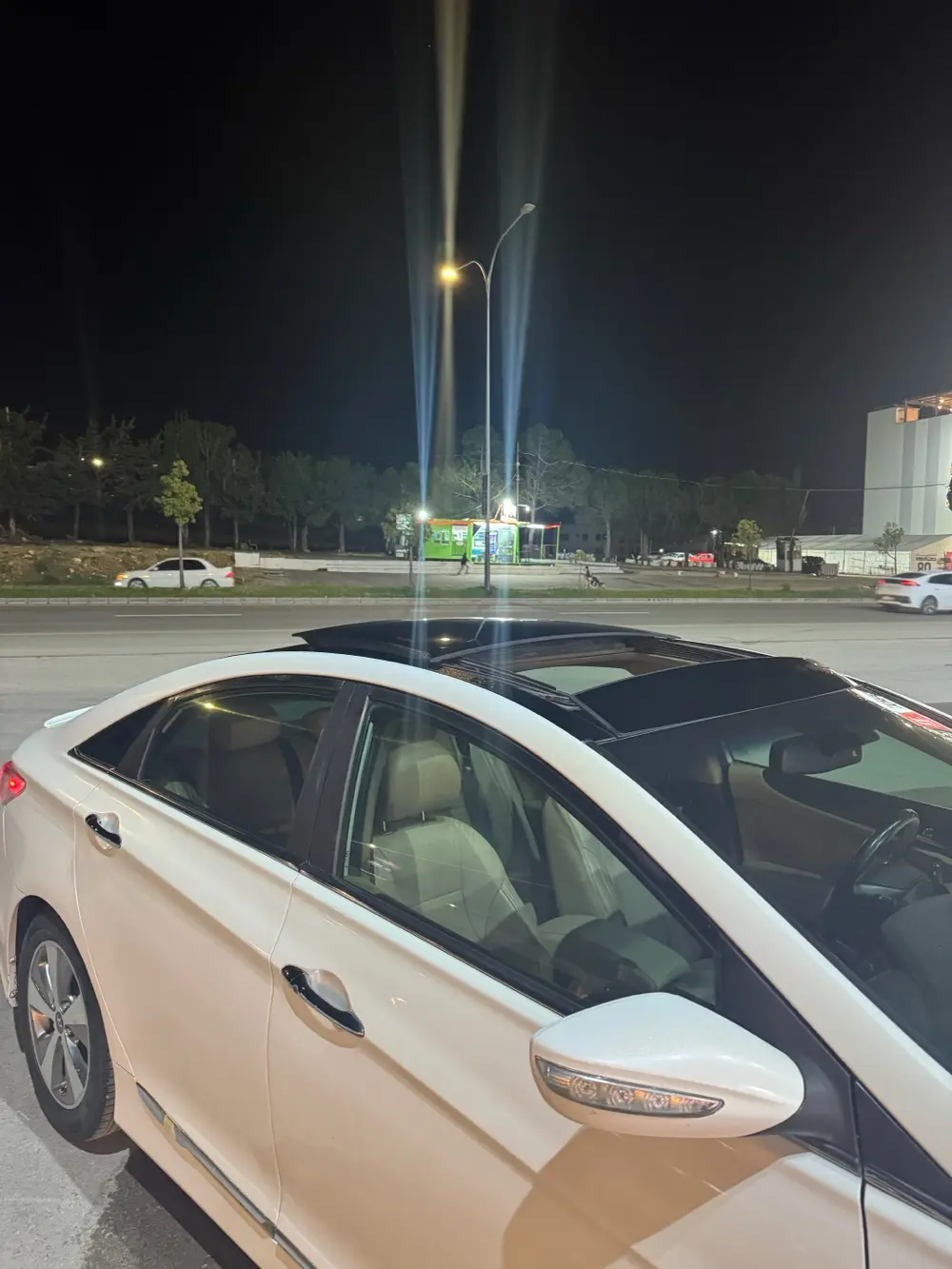 هيونداي سوناتا وارد امريكي 2012 للبيع