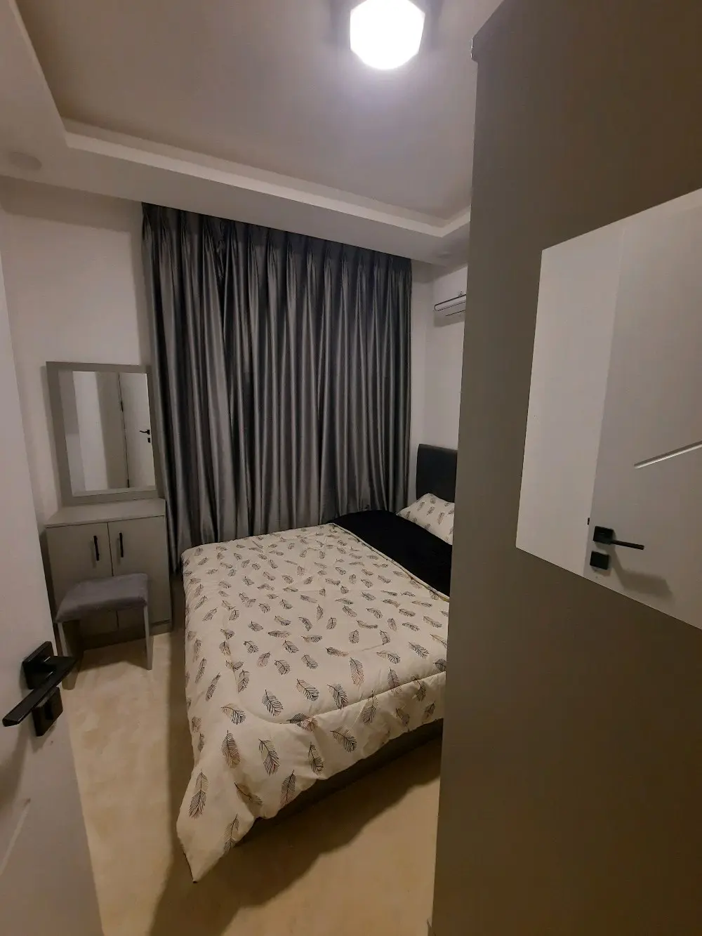 استوديو للطالبات والطلاب للايجار دوار حياة اربد بالقرب من كلية الاقتصاد