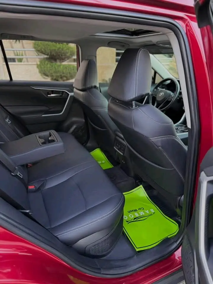 تويوتا راف 4 للبيع