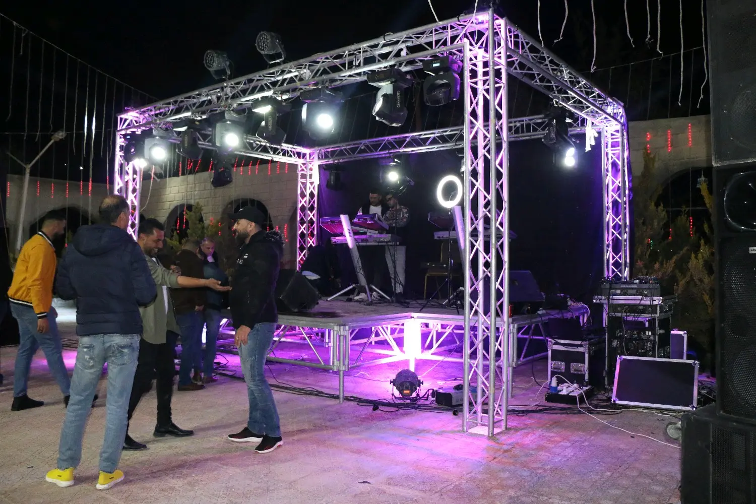 تجهيز و تنظيم جميع حاجيات الافراح والمناسبات والمؤتمرات والحفلات الخاصة والعامة