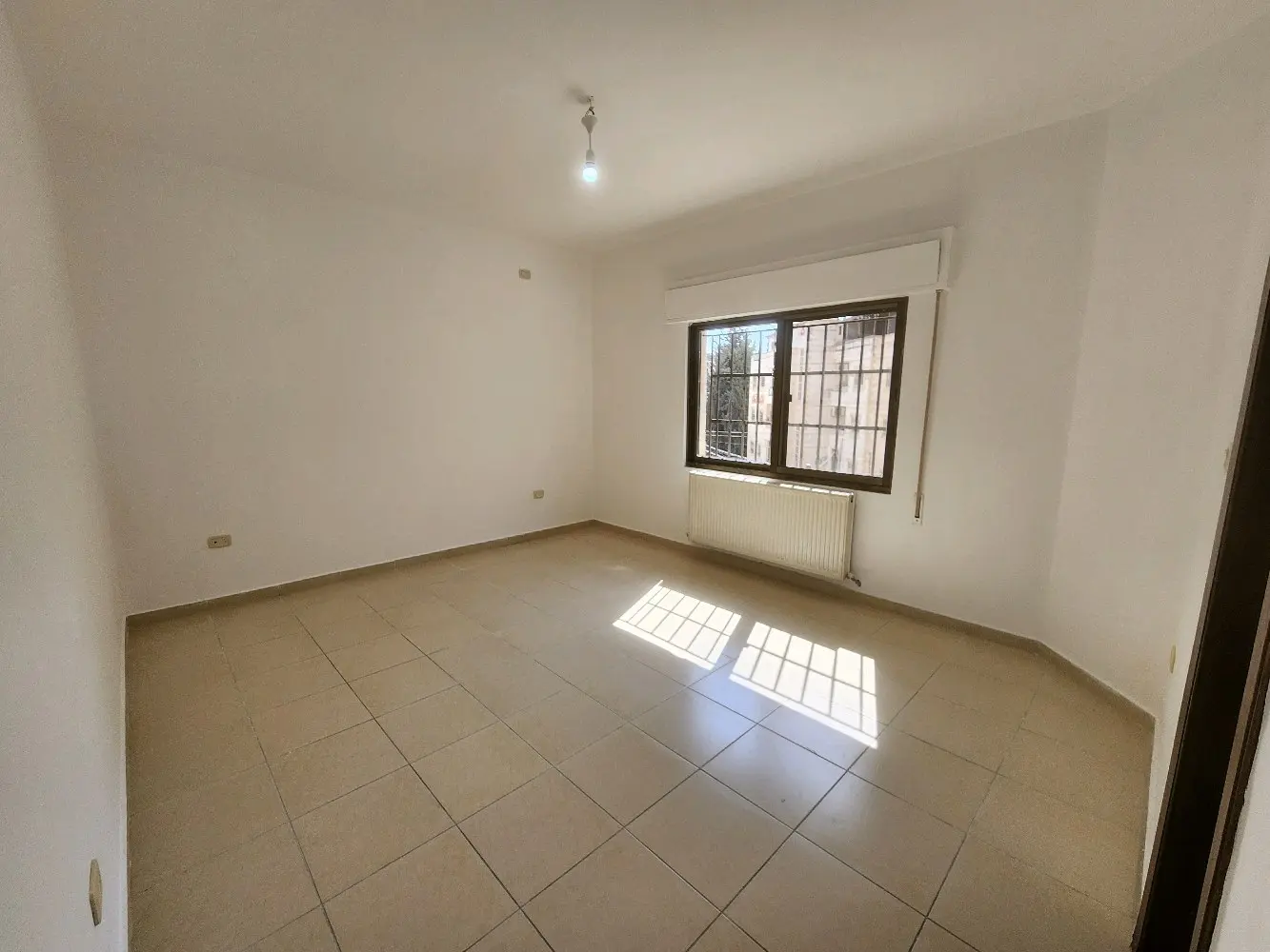 للإيجار من المالك الجبيهه 3 نوم طابق أول