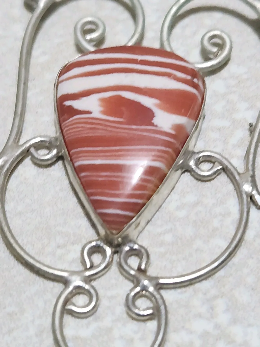 القلادة الفريدة