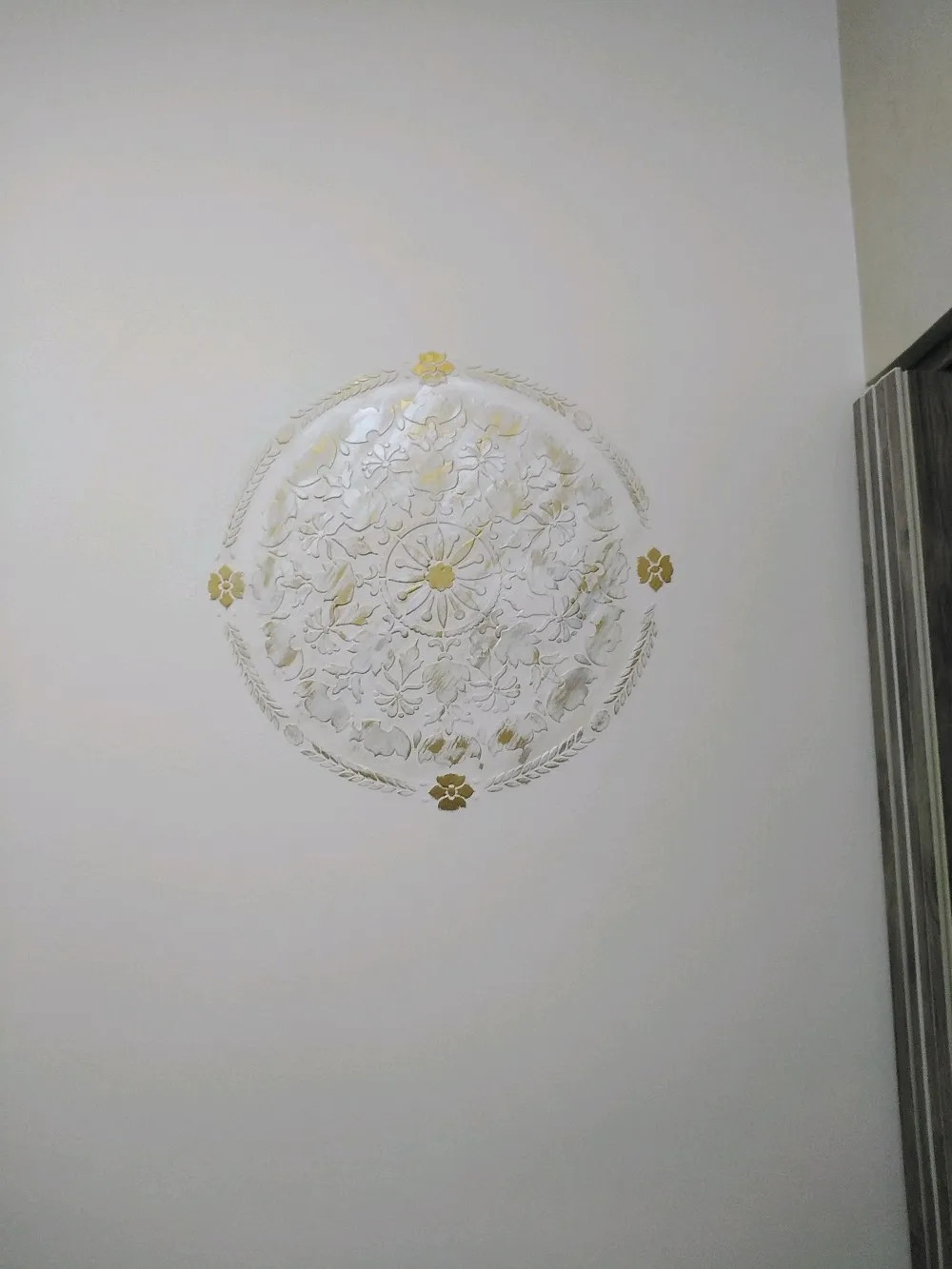 دهانات وديكورات جدران وخشب موبيليا وحديد