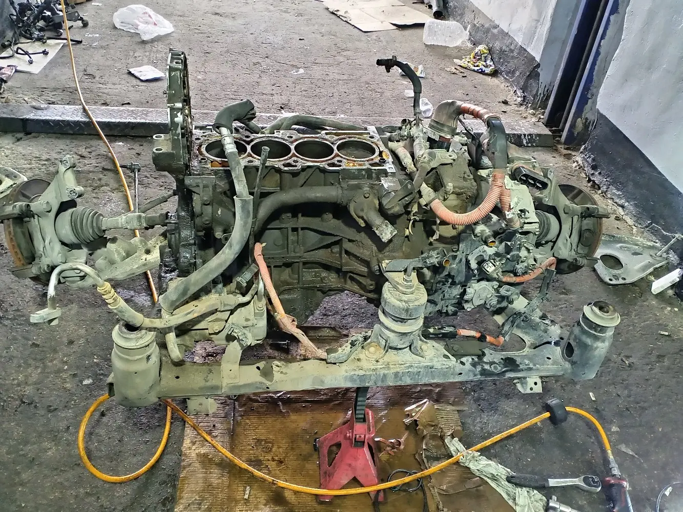 مركز العجو لصيانة السيارات