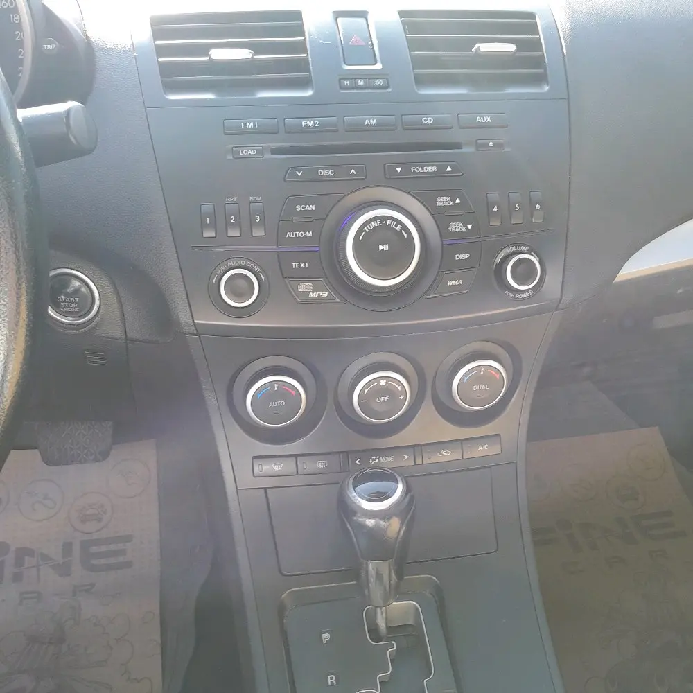 Mazda 3 2013