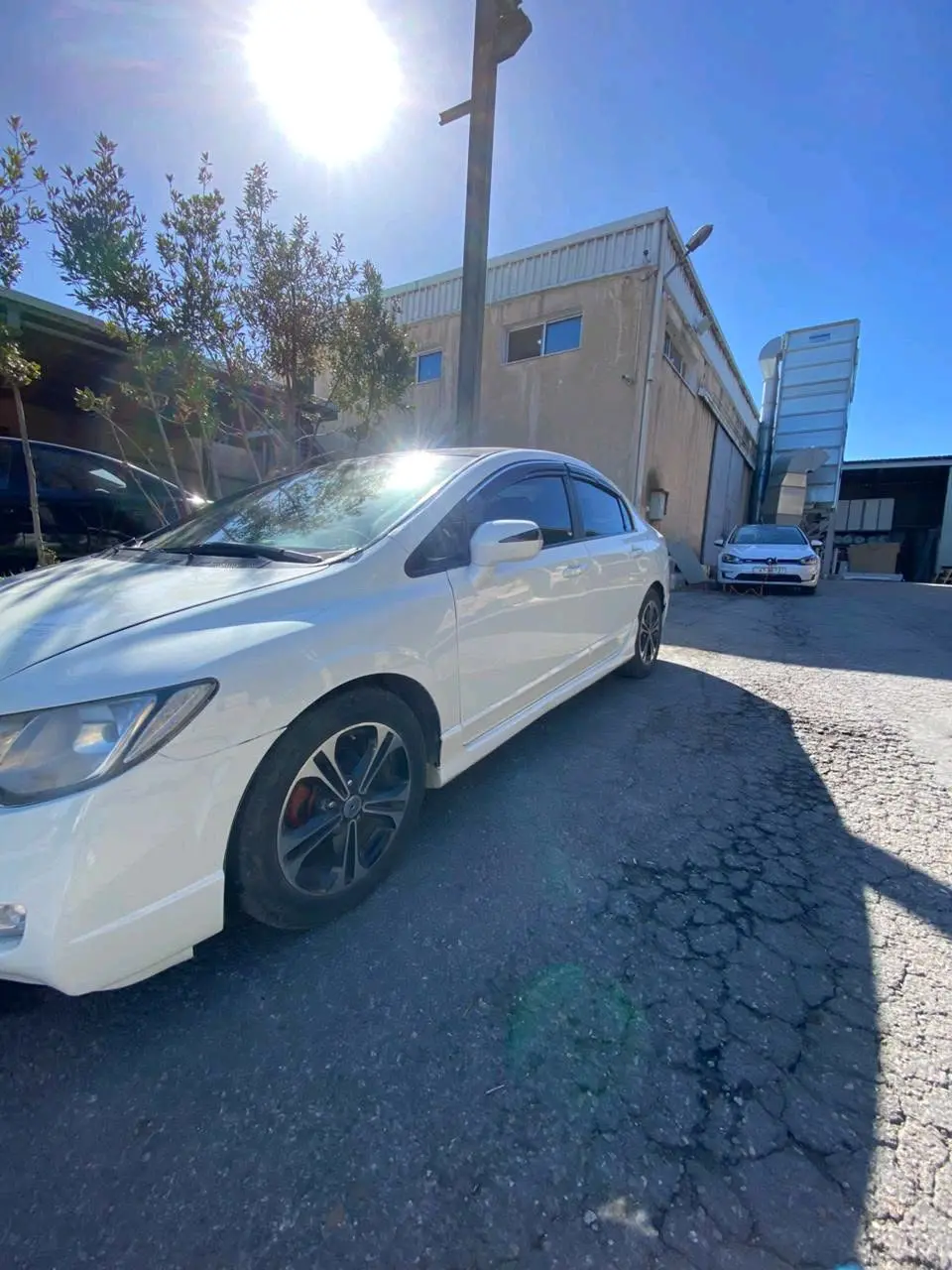 سيارة للبيع